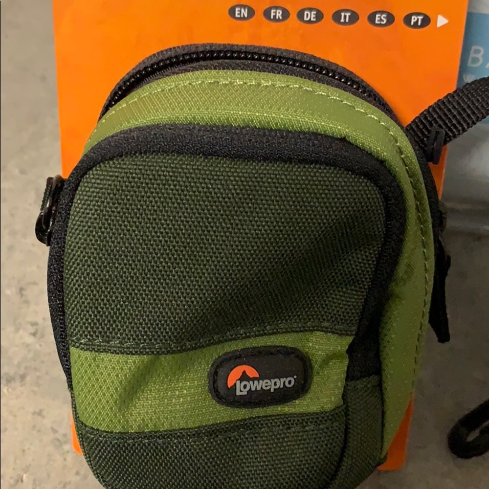 3 for $15 NWT digital camera case by lowepro